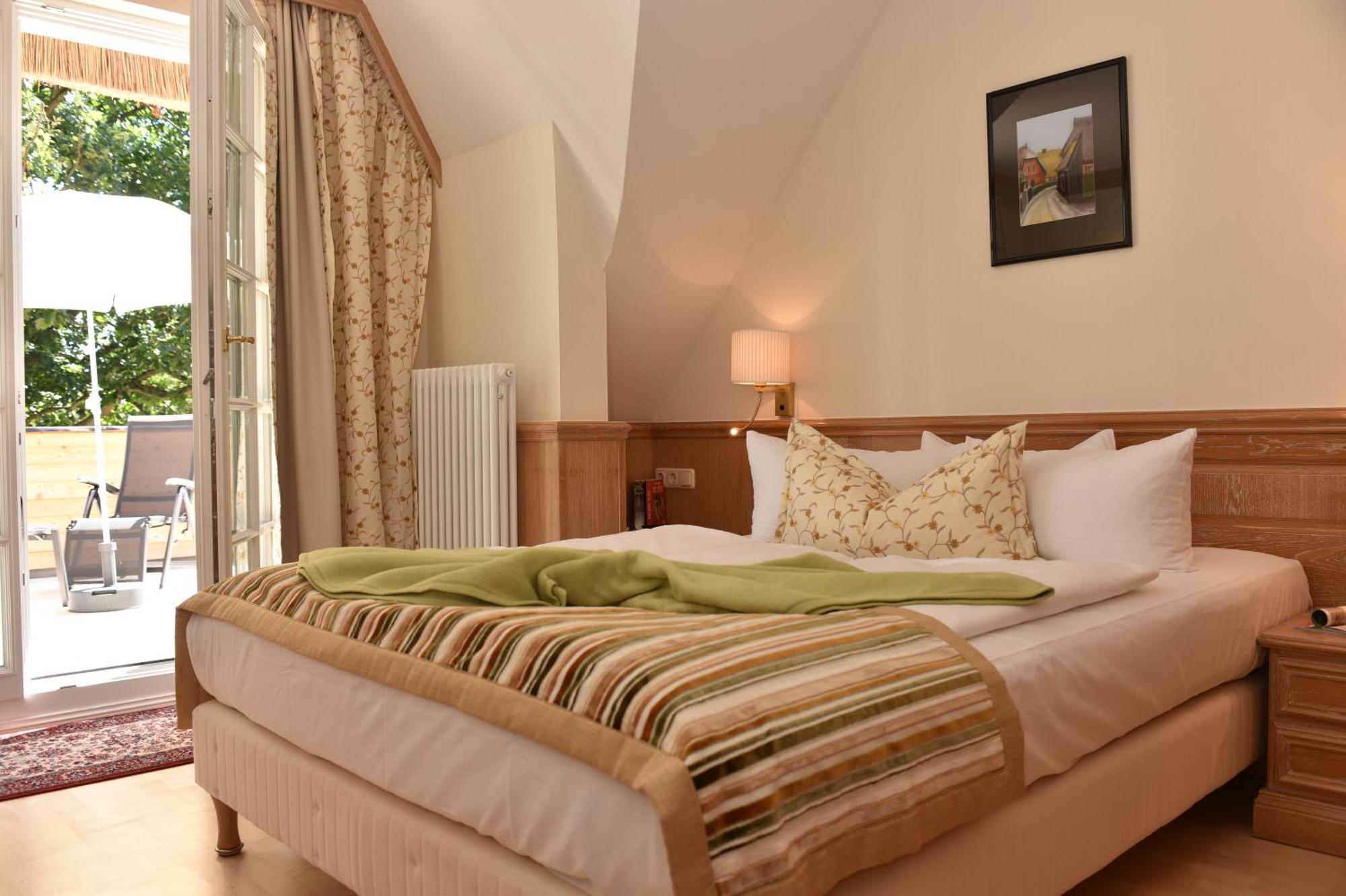 Hotel Romantik Fischerwiege 4*